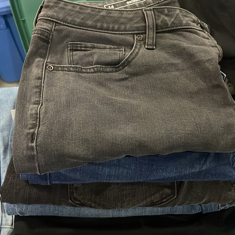 4 pair total: Sonoma crop jeans, skinny jeans, Mossimo high rise jegging